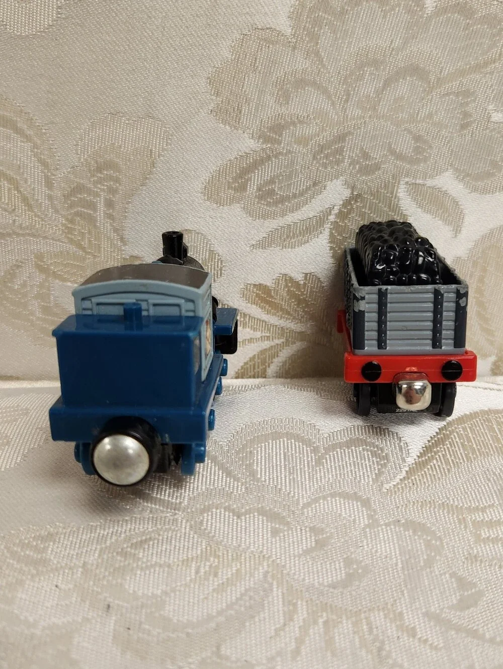 Thomas & Friends FERDINAND & Troublesome Truck Metal Die Cast Magnet Trains